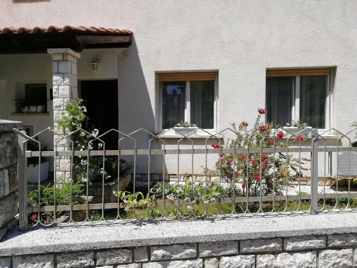 Apartments Jadranka Pula Croacia